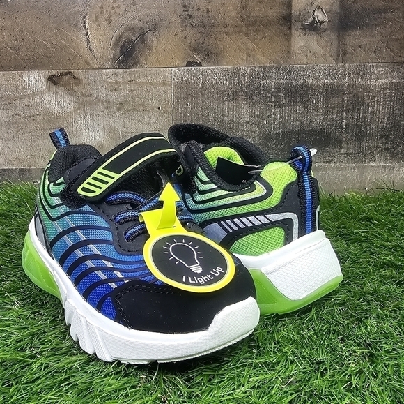 New Athletic Works Light Up Sneakers - Picture 1 of 9